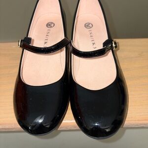 Girl dress shoes
